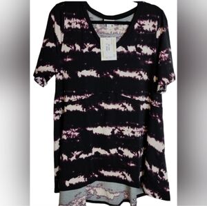 Purple tye dye V-neck top